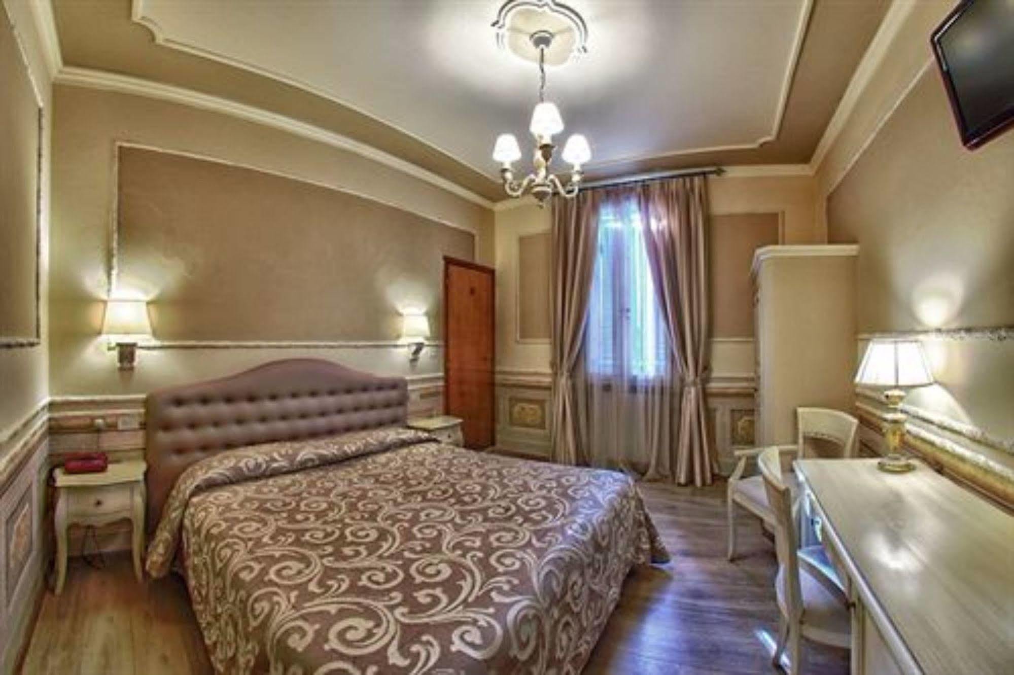 Hotel Pedrini Bologna Buitenkant foto