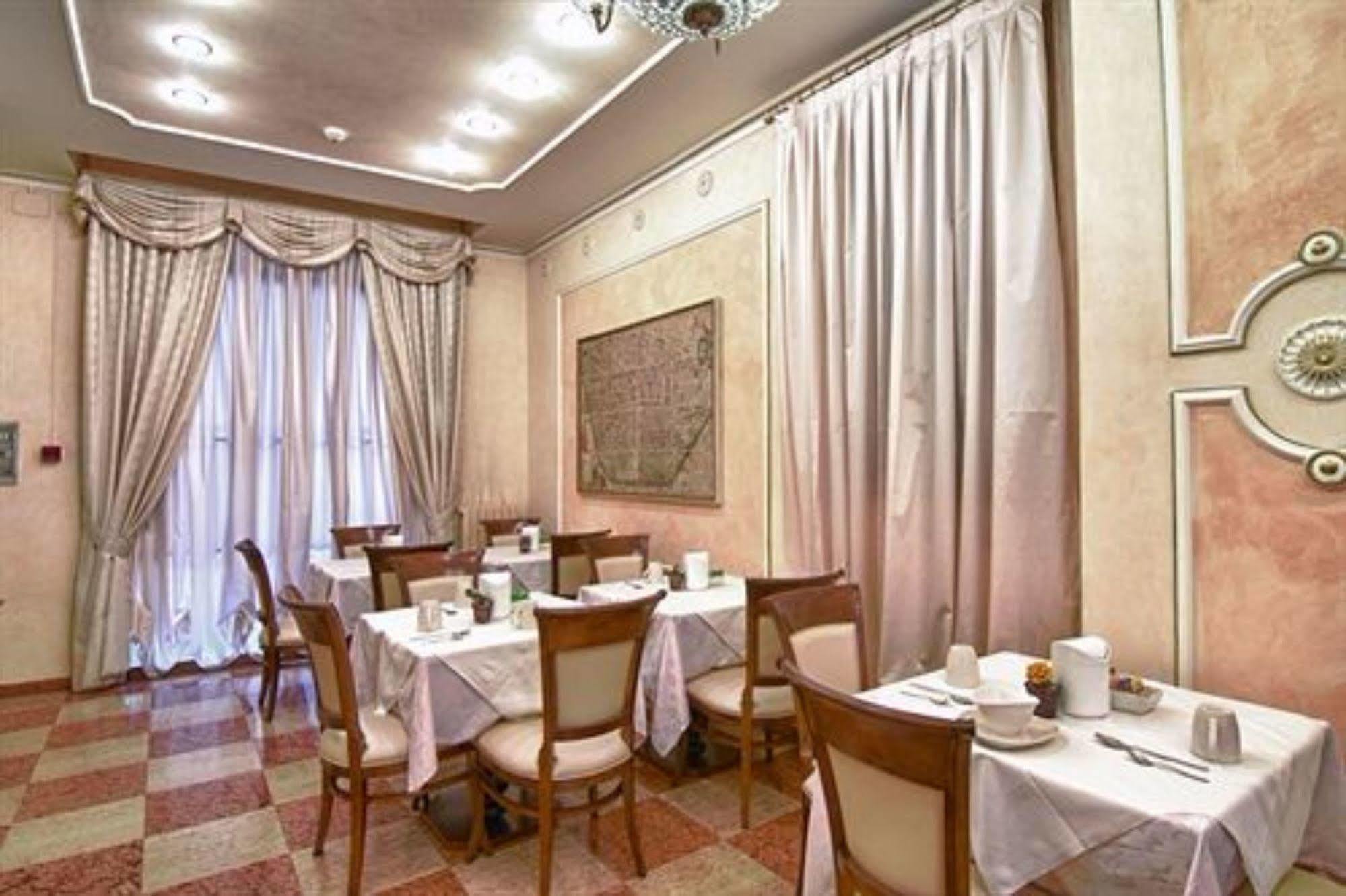 Hotel Pedrini Bologna Buitenkant foto