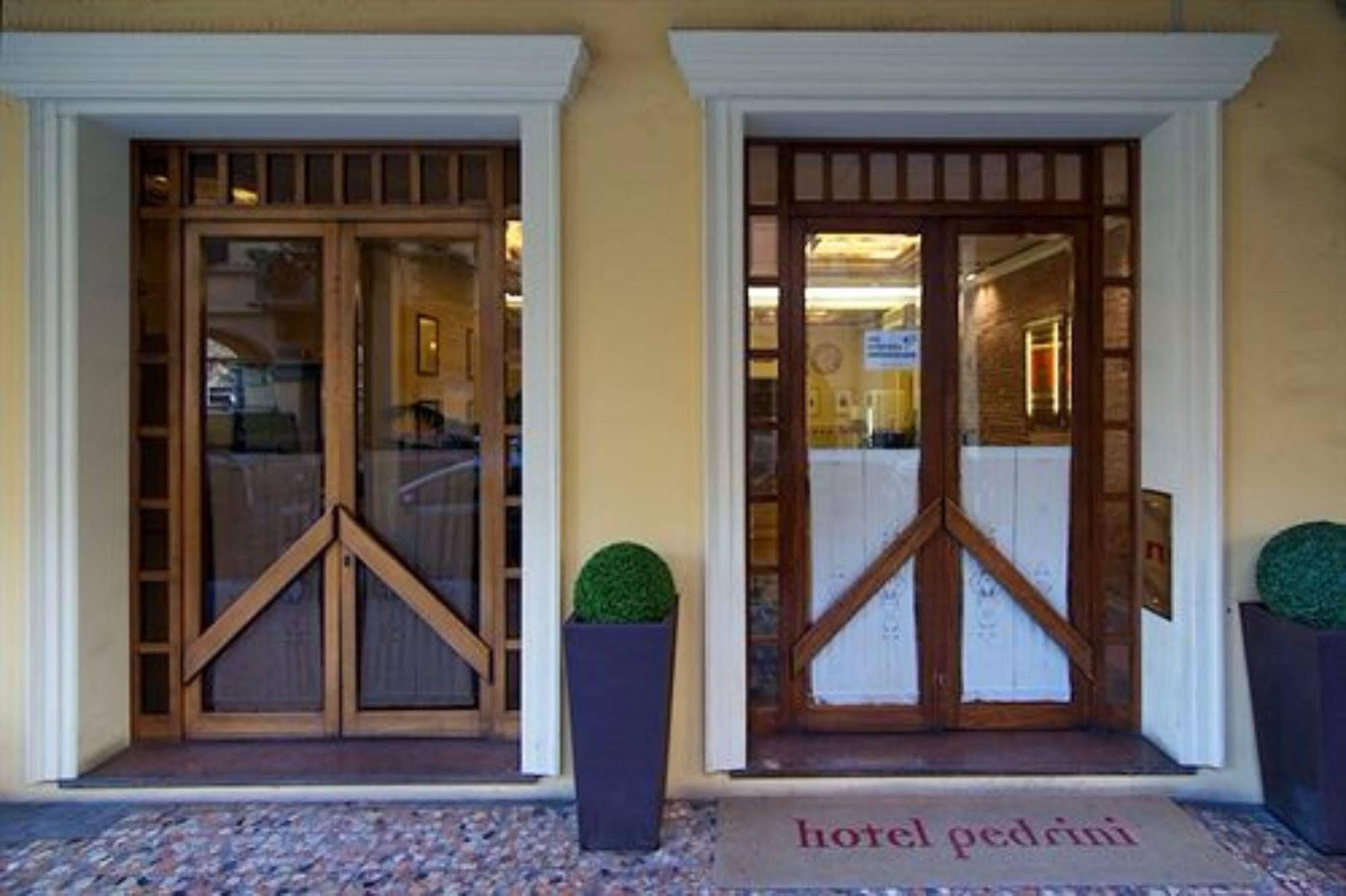 Hotel Pedrini Bologna Buitenkant foto